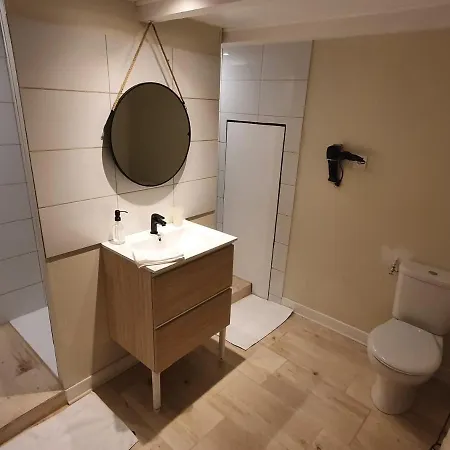 Apartment Chaleureux Avec Parking Gratuit