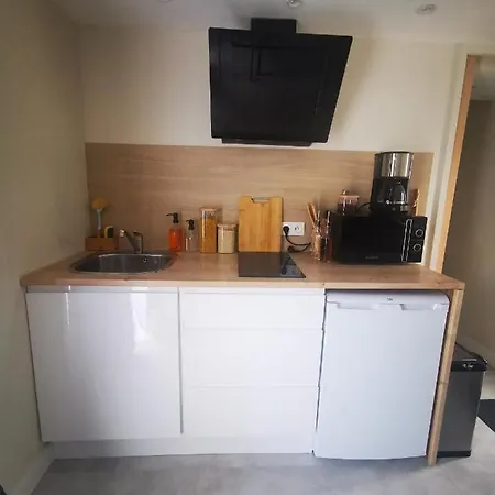 Appartement Chaleureux Avec Parking Gratuit *